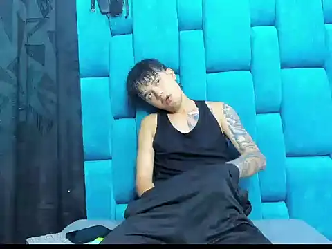 Snapshot of boytatto_22cm chatting on June 17, 2026, 5:12 pm boytatto 22cm online show from June 17, 2026, 5:12 pm