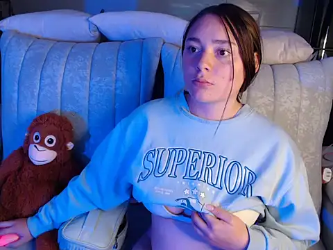 Snapshot of Madiison_Keller chatting on July 12, 2026, 2:45 am Madiison Keller online show from July 12, 2026, 2:45 am