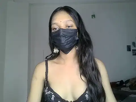 Snapshot of LILY_HOTYY chatting on August 5, 2026, 7:13 am LILY HOTYY online show from August 5, 2026, 7:13 am