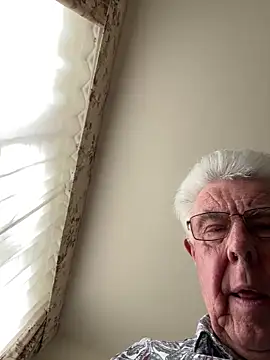 Charlei80 online show from June 18, 2026, 11:37 am