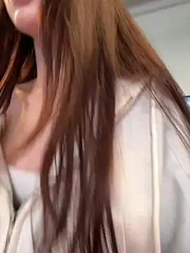 Snapshot of -missbehaving- chatting on June 23, 2026, 12:58 pm -missbehaving- online show from June 23, 2026, 12:58 pm