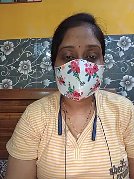 Snapshot of Garimaa_Cherry chatting on June 19, 2026, 11:20 pm Garimaa Cherry online show from June 19, 2026, 11:20 pm