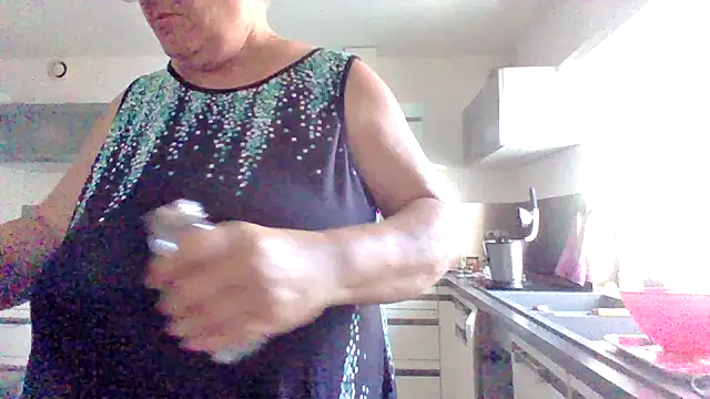 Snapshot of coquinesensuel chatting on August 8, 2026, 6:31 am coquinesensuel online show from August 8, 2026, 6:31 am