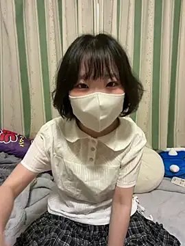Snapshot of cocoa_lollipop_ch chatting on July 1, 2026, 5:30 am cocoa lollipop ch online show from July 1, 2026, 5:30 am