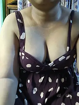 Snapshot of sexy-pari8 chatting on July 16, 2026, 5:43 pm sexy-pari8 online show from July 16, 2026, 5:43 pm
