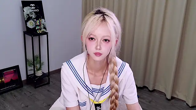 Hot--01 online show from July 25, 2026, 8:33 am