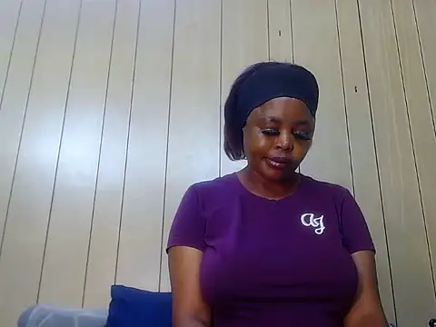 Snapshot of spicykittyy chatting on July 13, 2026, 9:03 pm spicykittyy online show from July 13, 2026, 9:03 pm