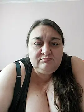 Snapshot of GoodLadyAlla chatting on June 24, 2026, 12:15 pm GoodLadyAlla online show from June 24, 2026, 12:15 pm