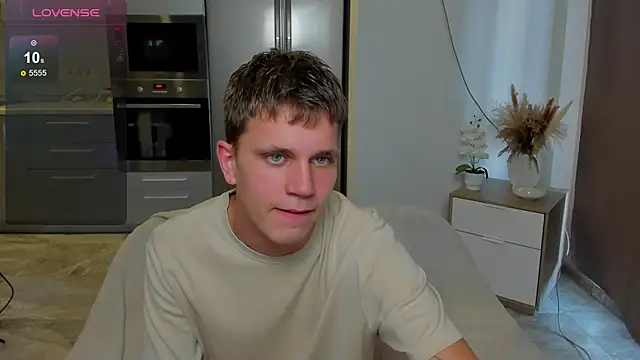 m0neyken online show from August 1, 2026, 3:26 am