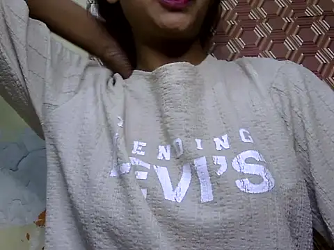 Snapshot of sayana_shrma chatting on August 9, 2026, 3:23 am sayana shrma online show from August 9, 2026, 3:23 am