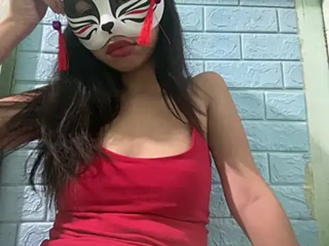 Juiceejeii online show from July 12, 2026, 9:54 am