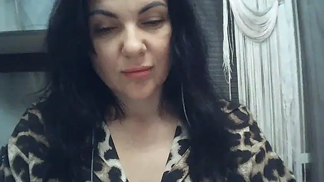 Camilynbi online show from June 29, 2026, 8:41 pm