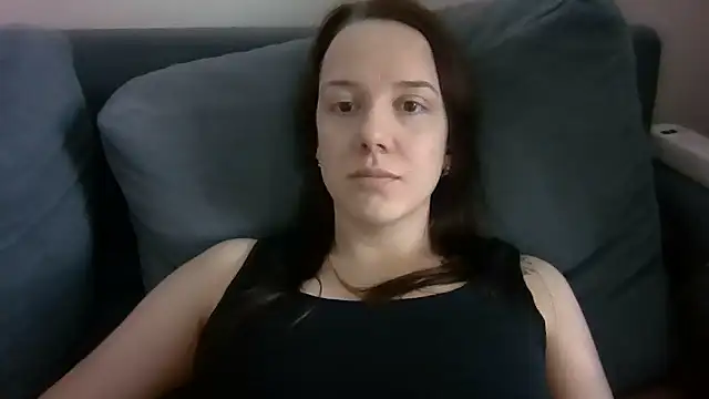 Snapshot of Nivella chatting on July 1, 2026, 10:15 am Nivella online show from July 1, 2026, 10:15 am