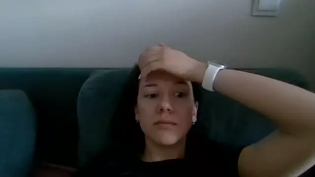 Snapshot of Nivella chatting on June 22, 2026, 12:02 pm Nivella online show from June 22, 2026, 12:02 pm