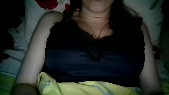 Snapshot of Nivella chatting on July 17, 2026, 6:27 pm Nivella online show from July 17, 2026, 6:27 pm