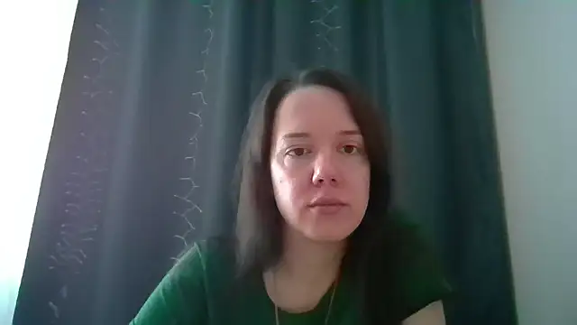 Snapshot of Nivella chatting on July 11, 2026, 1:22 pm Nivella online show from July 11, 2026, 1:22 pm