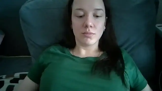 Snapshot of Nivella chatting on July 5, 2026, 10:11 am Nivella online show from July 5, 2026, 10:11 am