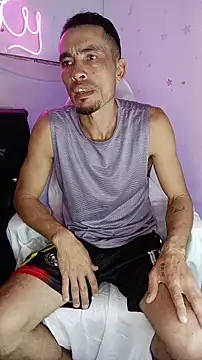 Snapshot of El_junior44 chatting on June 20, 2026, 3:17 pm El junior44 online show from June 20, 2026, 3:17 pm