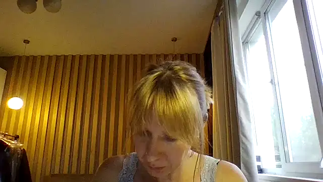 Snapshot of Deloriada chatting on July 29, 2026, 9:08 am Deloriada online show from July 29, 2026, 9:08 am
