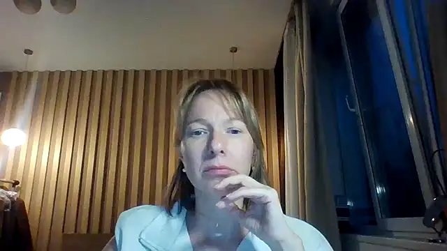 Snapshot of Deloriada chatting on July 26, 2026, 3:08 pm Deloriada online show from July 26, 2026, 3:08 pm