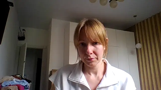 Snapshot of Deloriada chatting on July 22, 2026, 6:59 am Deloriada online show from July 22, 2026, 6:59 am