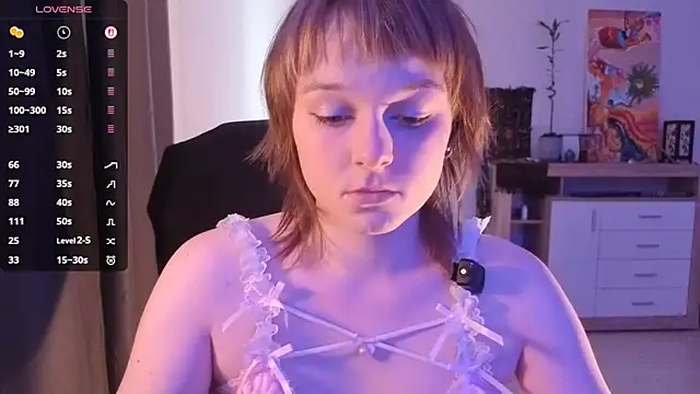 DustiZuchowski online show from July 17, 2026, 9:06 am