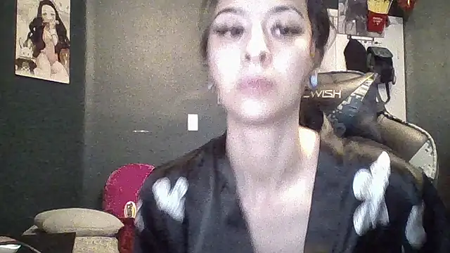Toxiicbeauty69 online show from June 22, 2026, 6:32 am