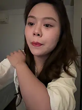 Snapshot of 200415zhou chatting on June 24, 2026, 5:11 pm 200415zhou online show from June 24, 2026, 5:11 pm