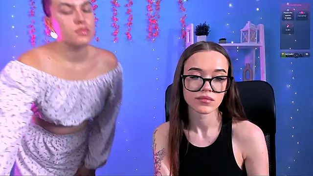 Snapshot of emma_dark__ chatting on July 20, 2026, 10:39 am emma dark online show from July 20, 2026, 10:39 am