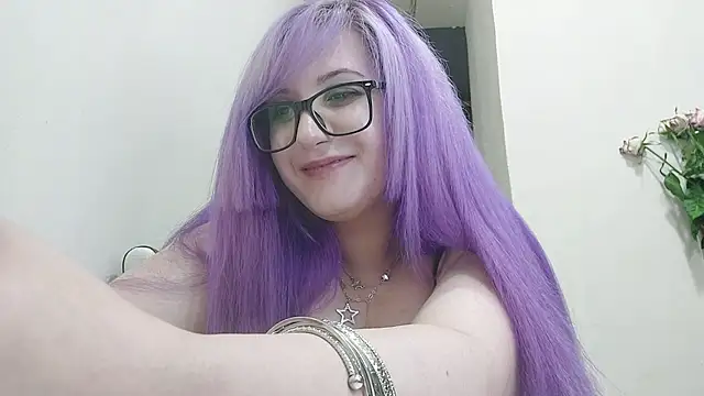 Snapshot of FeliniKatechini chatting on August 9, 2026, 8:26 pm FeliniKatechini online show from August 9, 2026, 8:26 pm