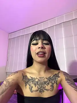 Snapshot of -Brittanny chatting on July 23, 2026, 1:30 am -Brittanny online show from July 23, 2026, 1:30 am