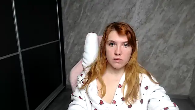 Reginasmilee online show from January 16, 2026, 12:25 am