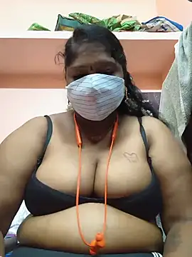Snapshot of yalini1431 chatting on July 2, 2026, 7:31 pm yalini1431 online show from July 2, 2026, 7:31 pm