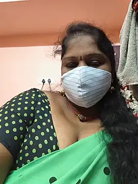 Snapshot of yalini1431 chatting on June 27, 2026, 6:25 pm yalini1431 online show from June 27, 2026, 6:25 pm