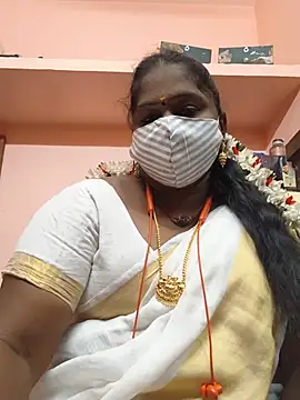 Snapshot of yalini1431 chatting on August 1, 2026, 8:18 pm yalini1431 online show from August 1, 2026, 8:18 pm