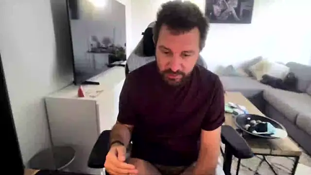 Snapshot of pc92160 chatting on August 7, 2026, 7:25 am pc92160 online show from August 7, 2026, 7:25 am