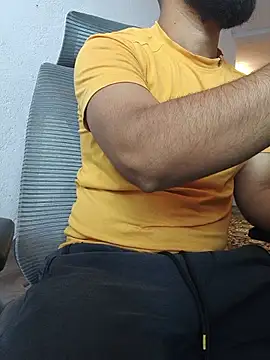 Snapshot of 8inch_hunk19 chatting on July 3, 2026, 6:09 am 8inch hunk19 online show from July 3, 2026, 6:09 am