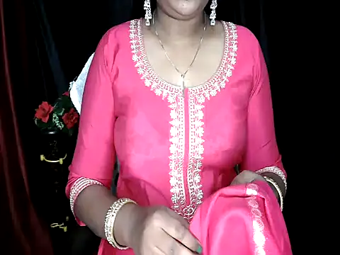 Snapshot of Shara20 chatting on July 23, 2026, 1:19 pm Shara20 online show from July 23, 2026, 1:19 pm