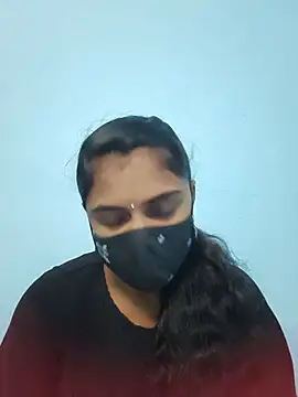 Snapshot of Megavarthinii chatting on July 10, 2026, 12:54 am Megavarthinii online show from July 10, 2026, 12:54 am