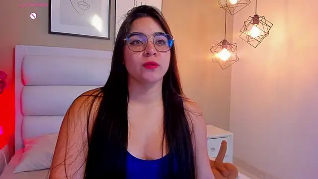 Snapshot of MarahBaker35 chatting on August 8, 2026, 12:17 am MarahBaker35 online show from August 8, 2026, 12:17 am