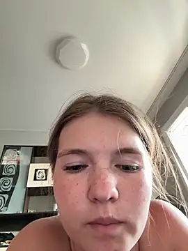 ShevaXLisa online show from June 25, 2026, 1:38 pm