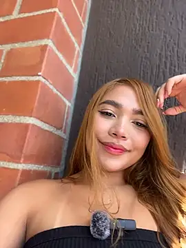 Snapshot of MiaSinsXXX chatting on June 27, 2026, 4:24 pm MiaSinsXXX online show from June 27, 2026, 4:24 pm