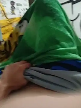 hotlucamuff online show from June 27, 2026, 7:58 am