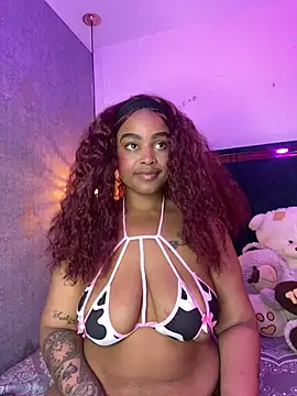 Snapshot of Ayla_Noir chatting on July 11, 2026, 2:39 pm Ayla Noir online show from July 11, 2026, 2:39 pm