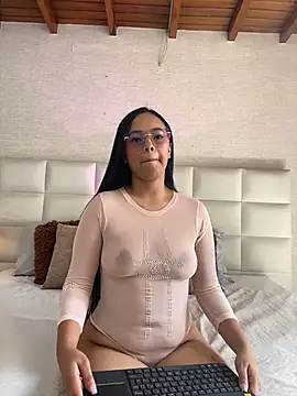 MilaSantanna online show from June 27, 2026, 7:31 pm