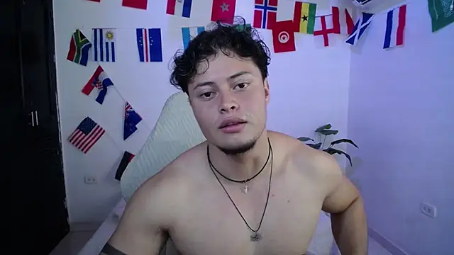 fucking bear  online show from June 27, 2026, 12:22 pm