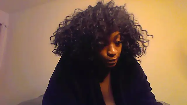 sunnymochaqueen online show from June 30, 2026, 3:28 am