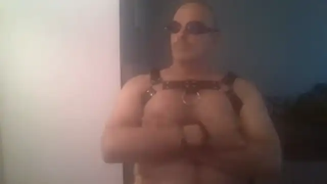 Snapshot of DadFurTitPig chatting on July 1, 2026, 2:50 pm DadFurTitPig online show from July 1, 2026, 2:50 pm