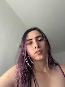 Snapshot of BellaTxM__ chatting on July 1, 2026, 12:22 am BellaTxM online show from July 1, 2026, 12:22 am
