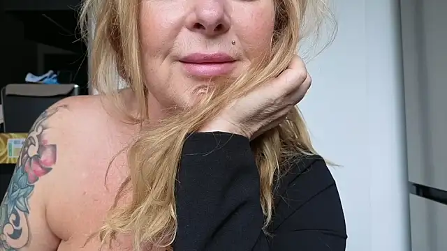 TammyJeann online show from June 1, 2026, 7:52 am